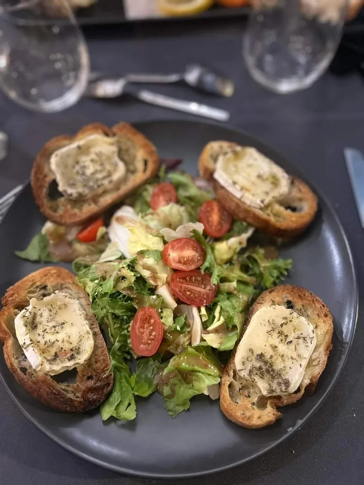 Salade de Chèvre Chaud